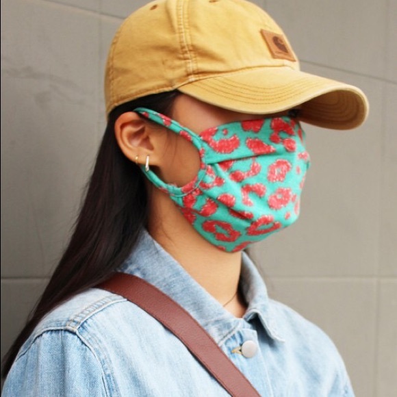 MADE IN USA, Leopard Print Face Mask - Picture 2 of 8